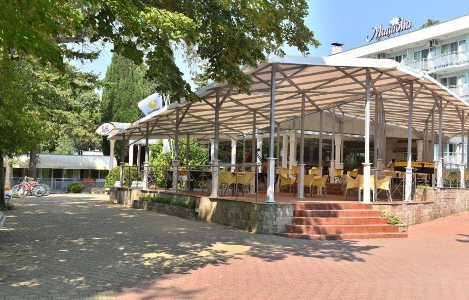 Hotel Magnolia Albena Kültér fotó