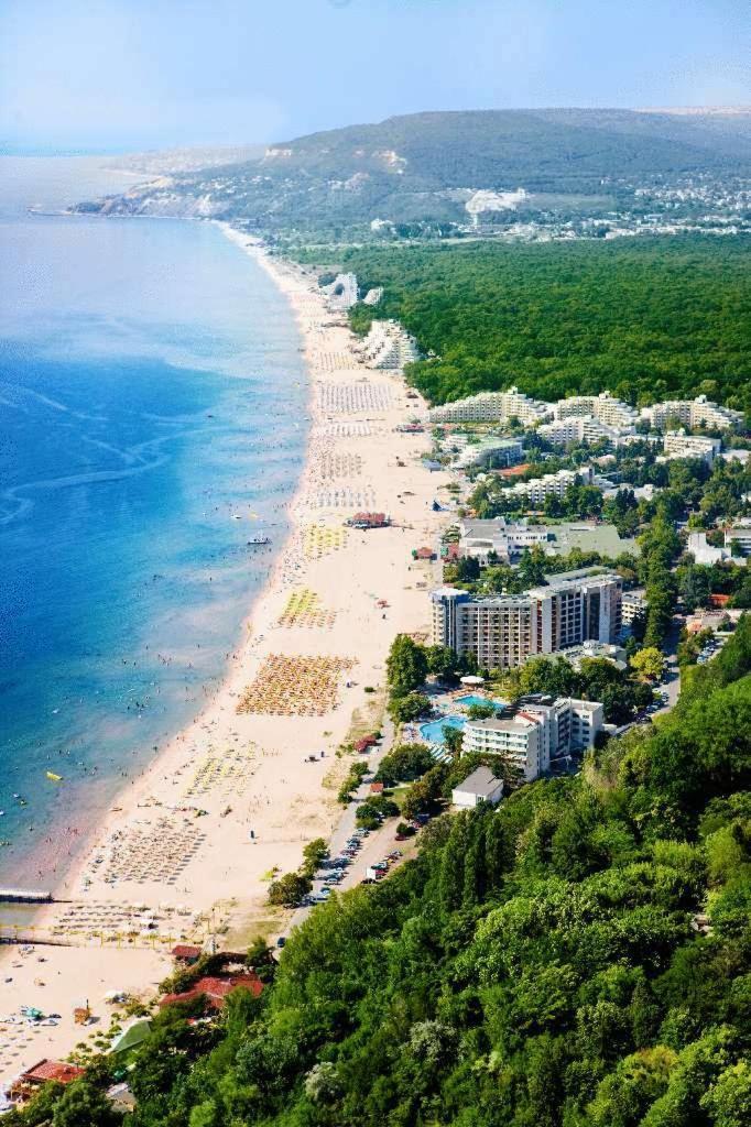 Hotel Magnolia Albena Kültér fotó