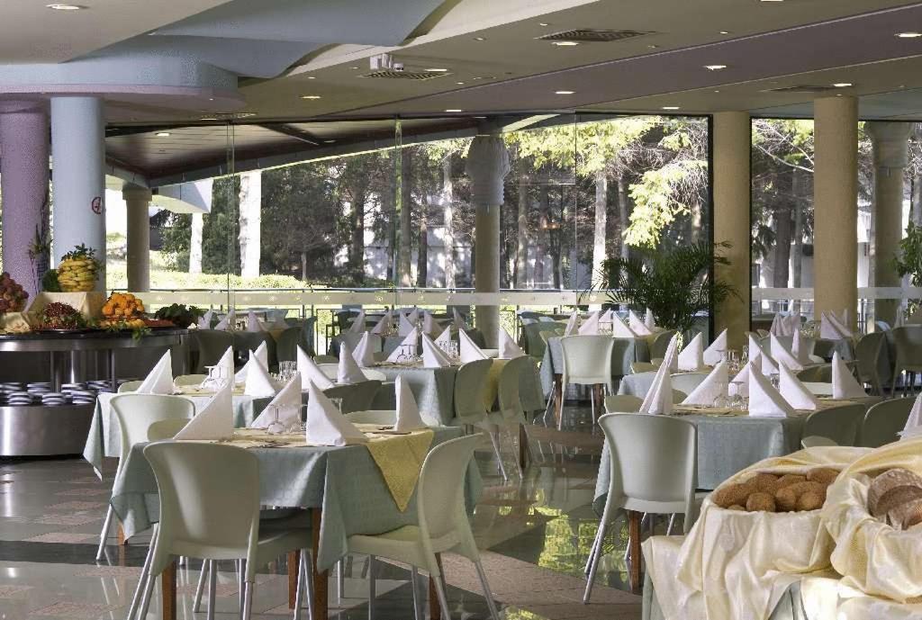 Hotel Magnolia Albena Kültér fotó